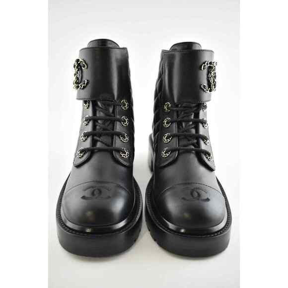 Chanel 21A Black Quilted Gold CC Chain Combat Lace Up Tie Ankle Short Boots 41 - Picture 5 of 12